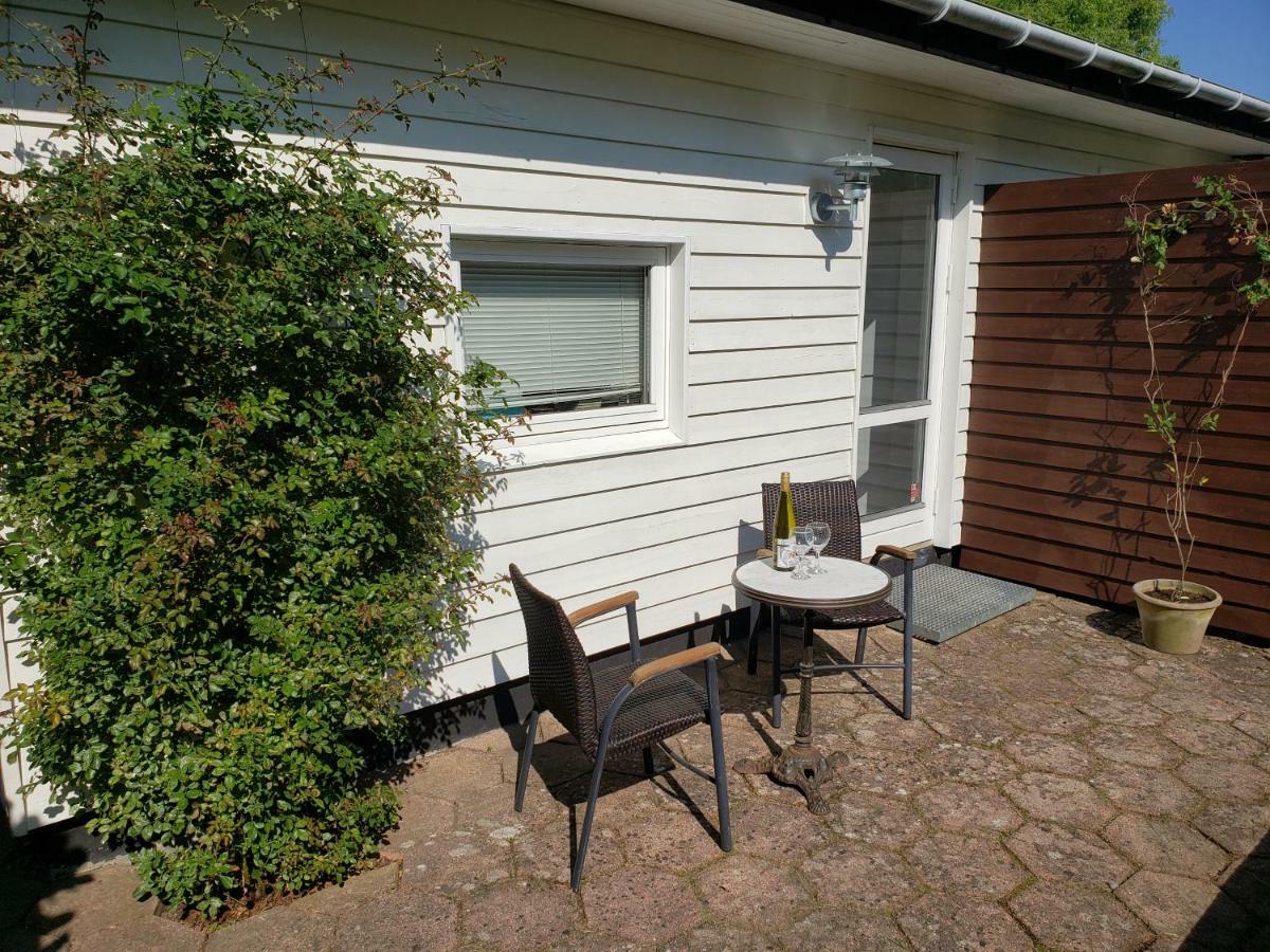 Mini-Apartment In The Flowerbed Søborg Exterior foto
